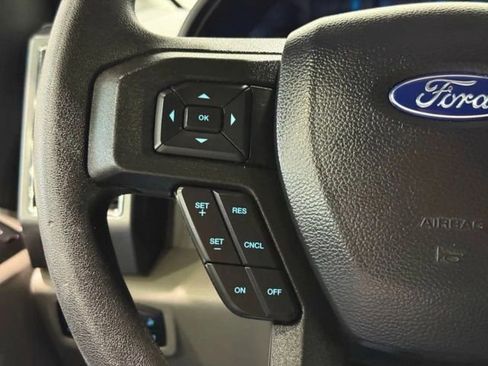 Used 2020 Ford F250 XLT w/ XLT Premium Package AWD/4WD image 16