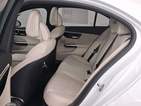 Used 2022 Mercedes-Benz C 300 4MATIC Sedan image 13
