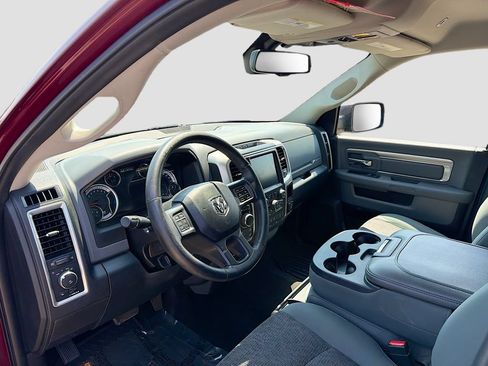 Used 2017 RAM 1500 Big Horn AWD/4WD image 9