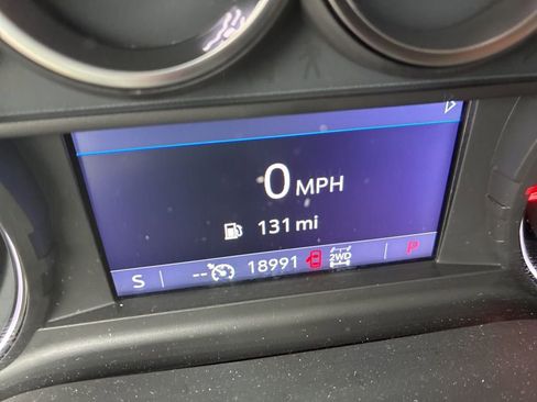 Used 2022 Chevrolet Silverado 1500 LT Trail Boss w/ Bed Protection Package image 15