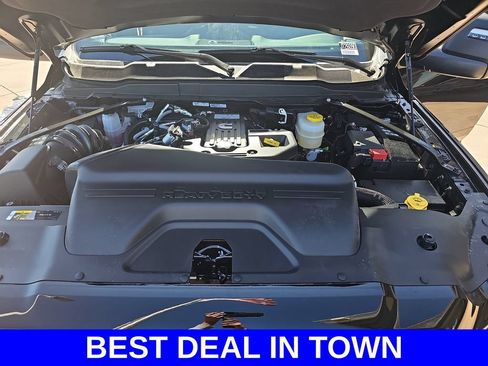 New 2026 RAM 2500 Big Horn AWD/4WD image 32