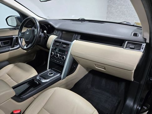 Used 2019 Land Rover Discovery Sport HSE image 54