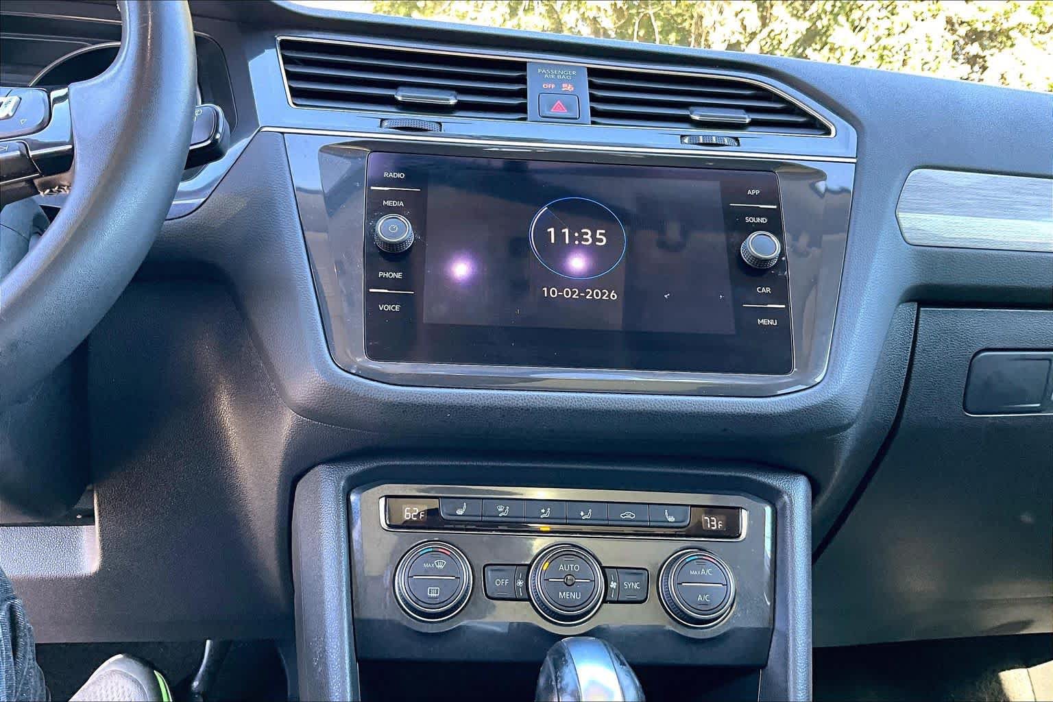 Used 2021 Volkswagen Tiguan SE w/ Panoramic Sunroof Package FWD image 36