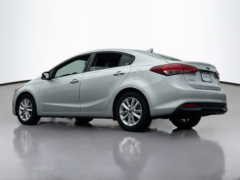 Used 2017 Kia Forte LX w/ LX Popular Package FWD image 5