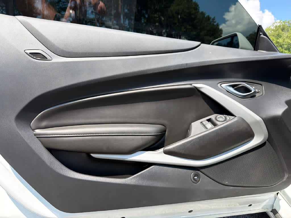 Used 2023 Chevrolet Camaro LT RWD image 11