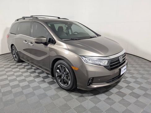 Used 2022 Honda Odyssey Elite image 1