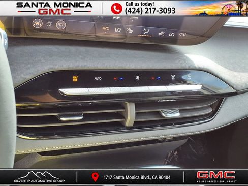 Used 2026 Buick Enclave Preferred FWD image 8