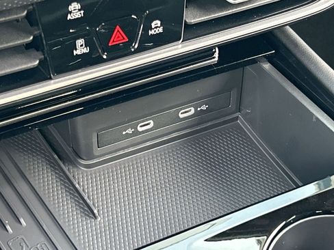 New 2026 Volkswagen Atlas SE FWD image 25