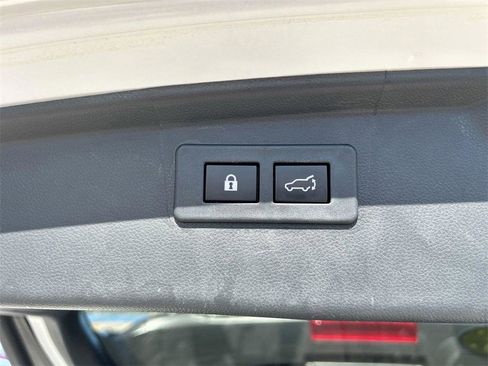 Used 2024 Subaru Outback Touring XT image 13