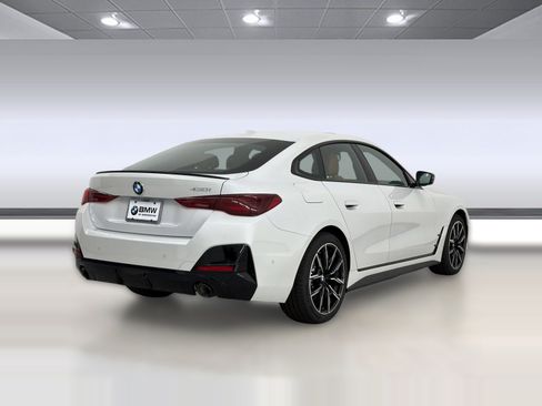 New 2026 BMW 430i w/ M Sport Package RWD image 9