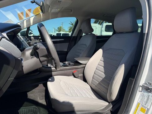 Used 2016 Ford Fusion S FWD image 18