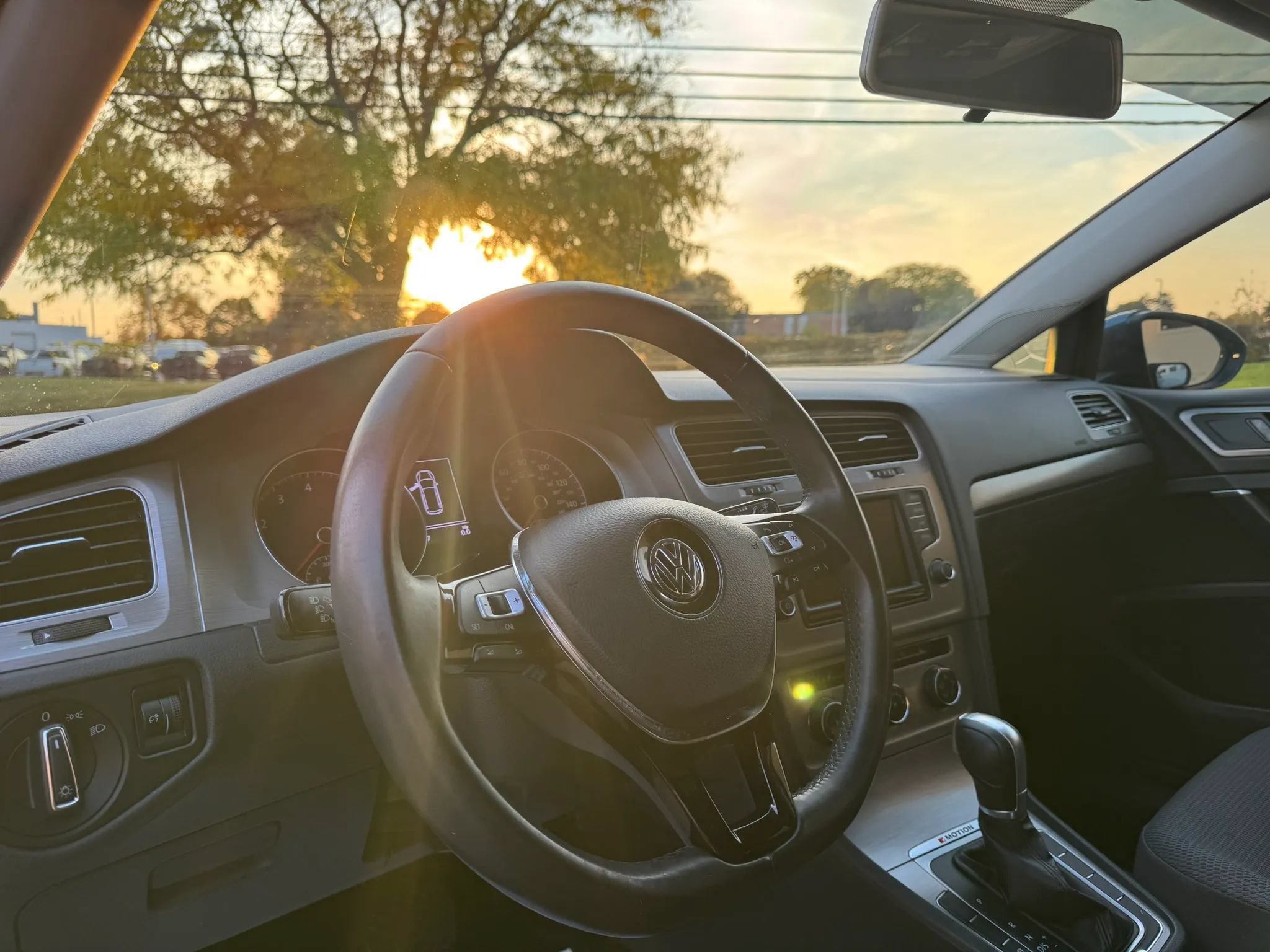 Used 2017 Volkswagen Golf S AWD/4WD image 20