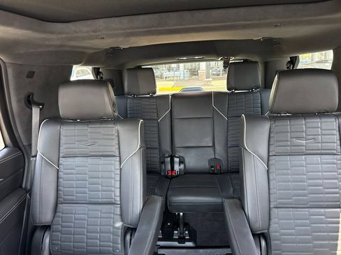 Used 2026 Cadillac Escalade V w/ LPO, Onyx Lite Package AWD/4WD image 8