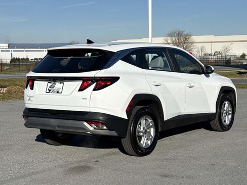Used 2025 Hyundai Tucson SE image 24