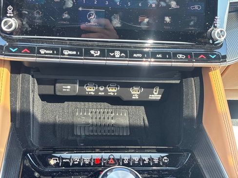 New 2026 Jeep Grand Wagoneer Summit AWD/4WD image 20