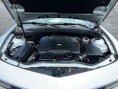 Used 2014 Chevrolet Camaro LS RWD image 9