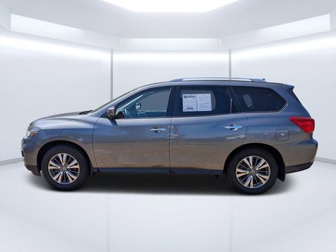 Used 2020 Nissan Pathfinder SV image 6