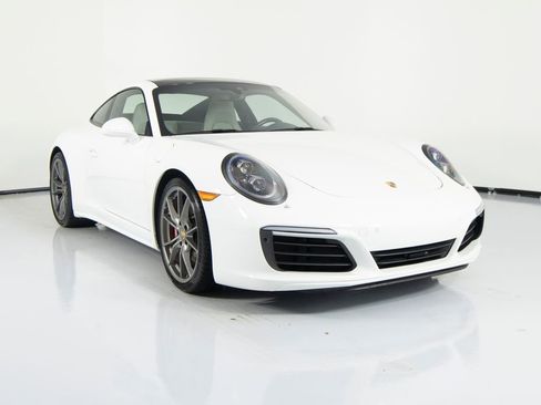 Certified 2017 Porsche 911 Carrera 4S image 12