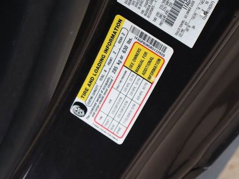 Used 2024 Ford Mustang Premium RWD image 29