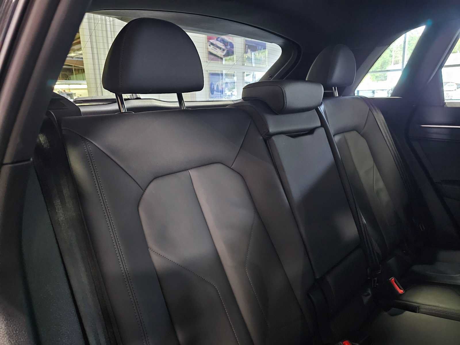 Used 2025 Audi Q3 2.0T Premium AWD/4WD image 13