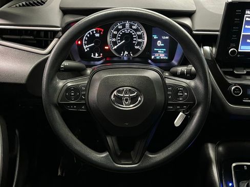 Used 2022 Toyota Corolla LE image 8