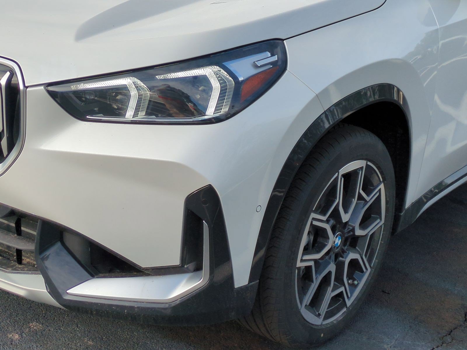 Certified 2026 BMW X1 xDrive28i w/ Convenience Package AWD/4WD image 6
