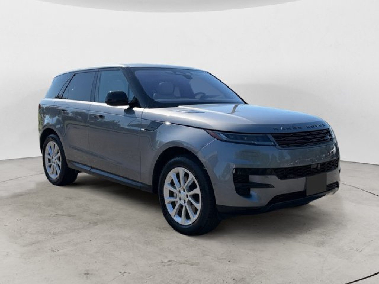 Used 2023 Land Rover Range Rover Sport SE AWD/4WD image 2