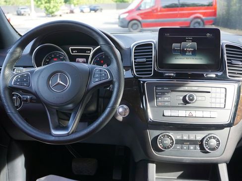 Used 2017 Mercedes-Benz GLS 450 4MATIC image 18
