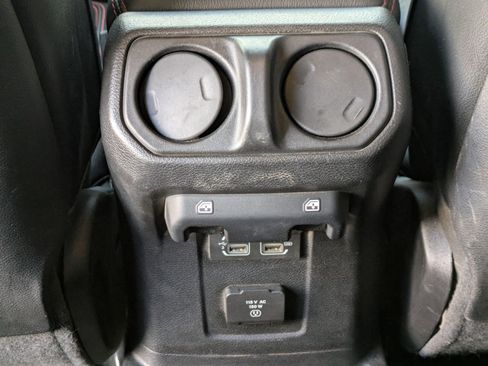 Used 2019 Jeep Wrangler Unlimited Rubicon image 25