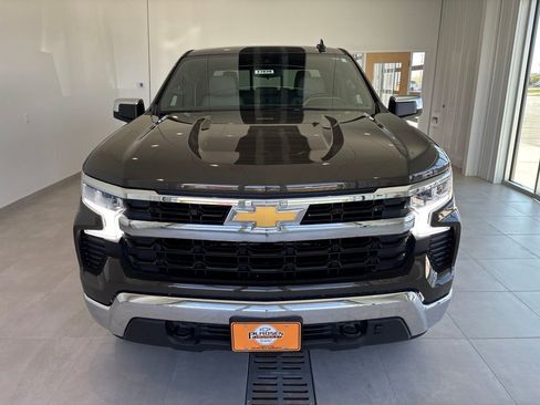 Used 2023 Chevrolet Silverado 1500 LT AWD/4WD image 7