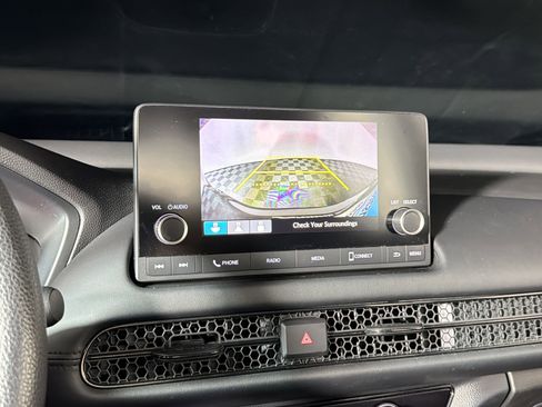 Used 2025 Honda HR-V LX image 23