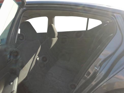 Used 2025 Nissan Altima 2.5 SV image 30