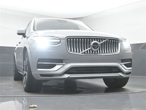 Used 2025 Volvo XC90 T8 Ultra image 39