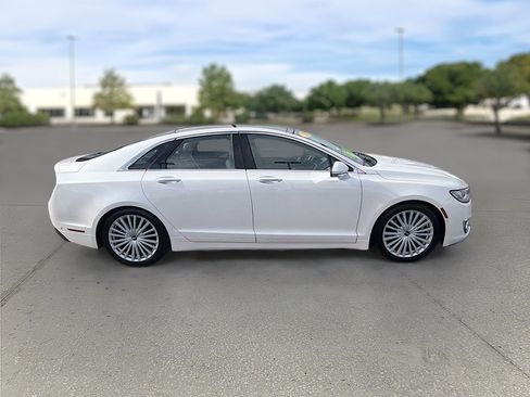 Used 2017 Lincoln MKZ Reserve w/ Technology Package image 9