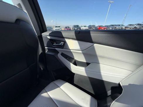 Used 2024 Acura MDX FWD w/ Technology Package image 18