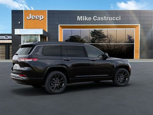 New 2026 Jeep Grand Cherokee L Limited AWD/4WD image 5