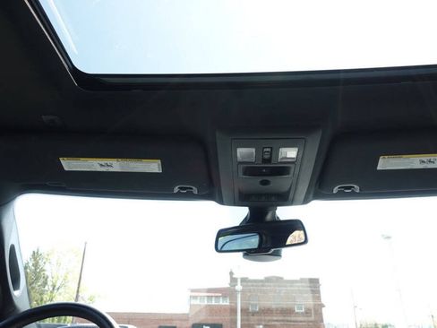Used 2023 RAM 1500 Warlock AWD/4WD image 46