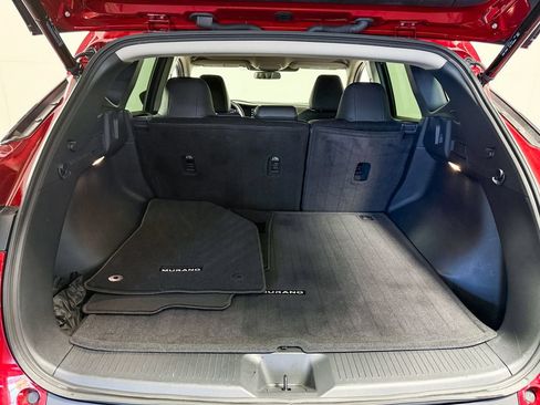 Certified 2025 Nissan Murano SV FWD image 37