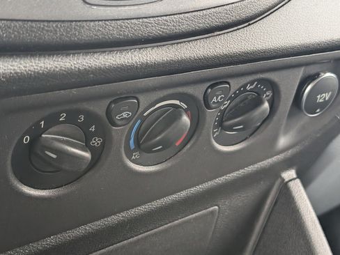 Used 2019 Ford Transit 150 T-150 130 Low Rf 8600 GVWR Sli image 18