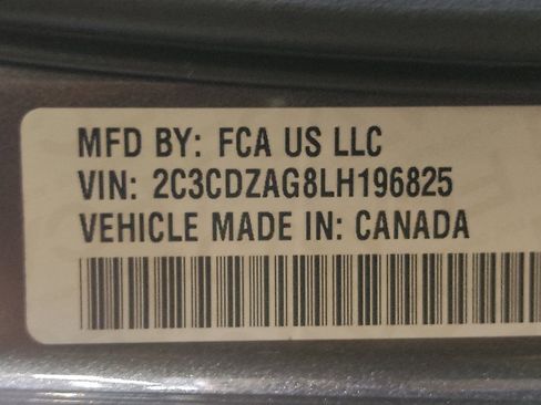 Used 2020 Dodge Challenger SXT w/ Plus Package RWD image 33
