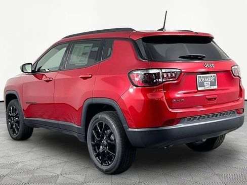 New 2026 Jeep Compass Latitude AWD/4WD image 4
