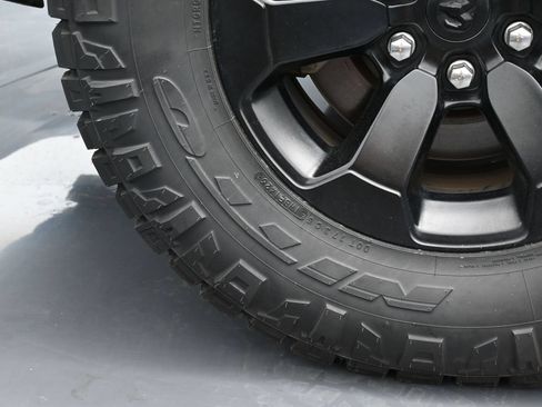 Used 2023 RAM 1500 Laramie AWD/4WD image 46