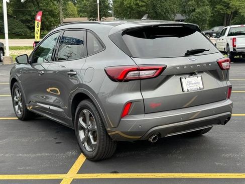 Used 2024 Ford Escape ST-Line w/ Tech Pack #1 FWD image 6