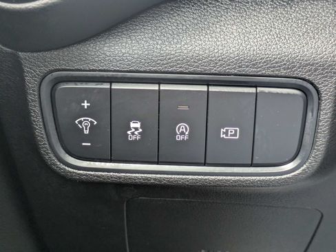 Certified 2023 Kia Soul EX FWD image 31