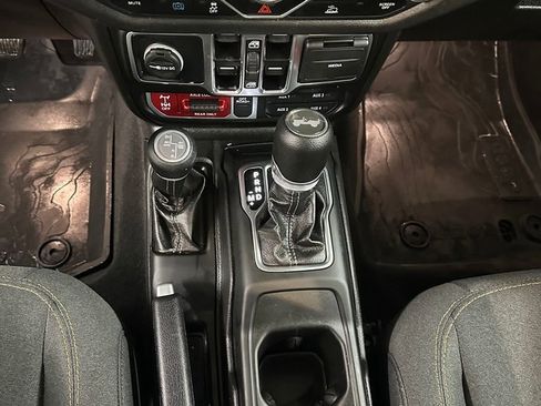 Used 2025 Jeep Wrangler Unlimited Sport S 4xe image 17