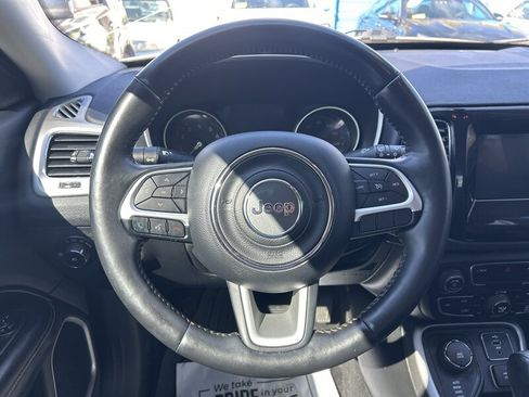 Used 2018 Jeep Compass Latitude w/ Popular Equipment Group AWD/4WD image 13