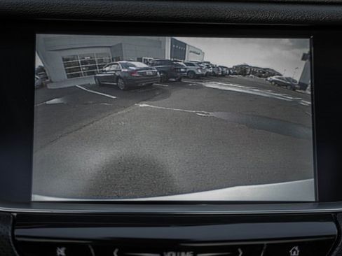 Used 2018 Cadillac XT5 Premium Luxury image 44