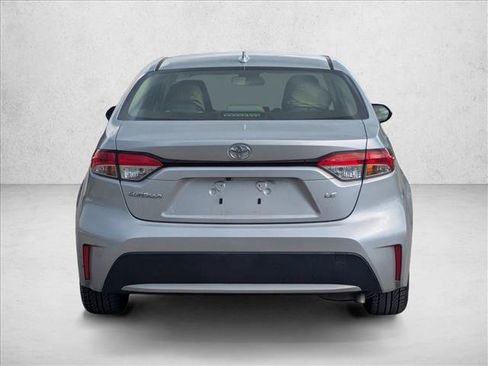 Used 2021 Toyota Corolla LE FWD image 6