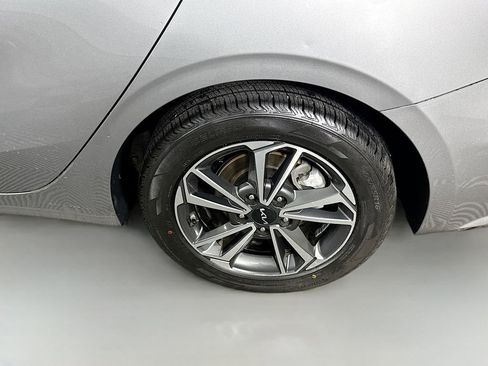 Used 2023 Kia Forte LXS FWD image 32