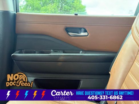 Used 2023 Nissan Pathfinder Platinum w/ Black Appearance Package FWD image 57